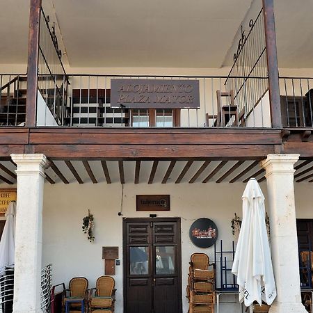 Alojamiento Colmenar de Oreja Plaza Mayor Exterior foto